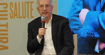 Un viaggio tra le emozioni degli anni '60, eccellenze culinarie e il mito della Vespa